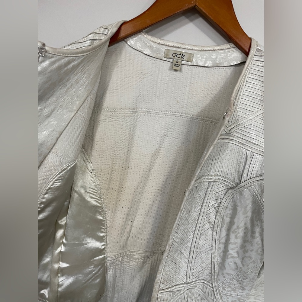 Unique White Leather Cache Jacket - image 7